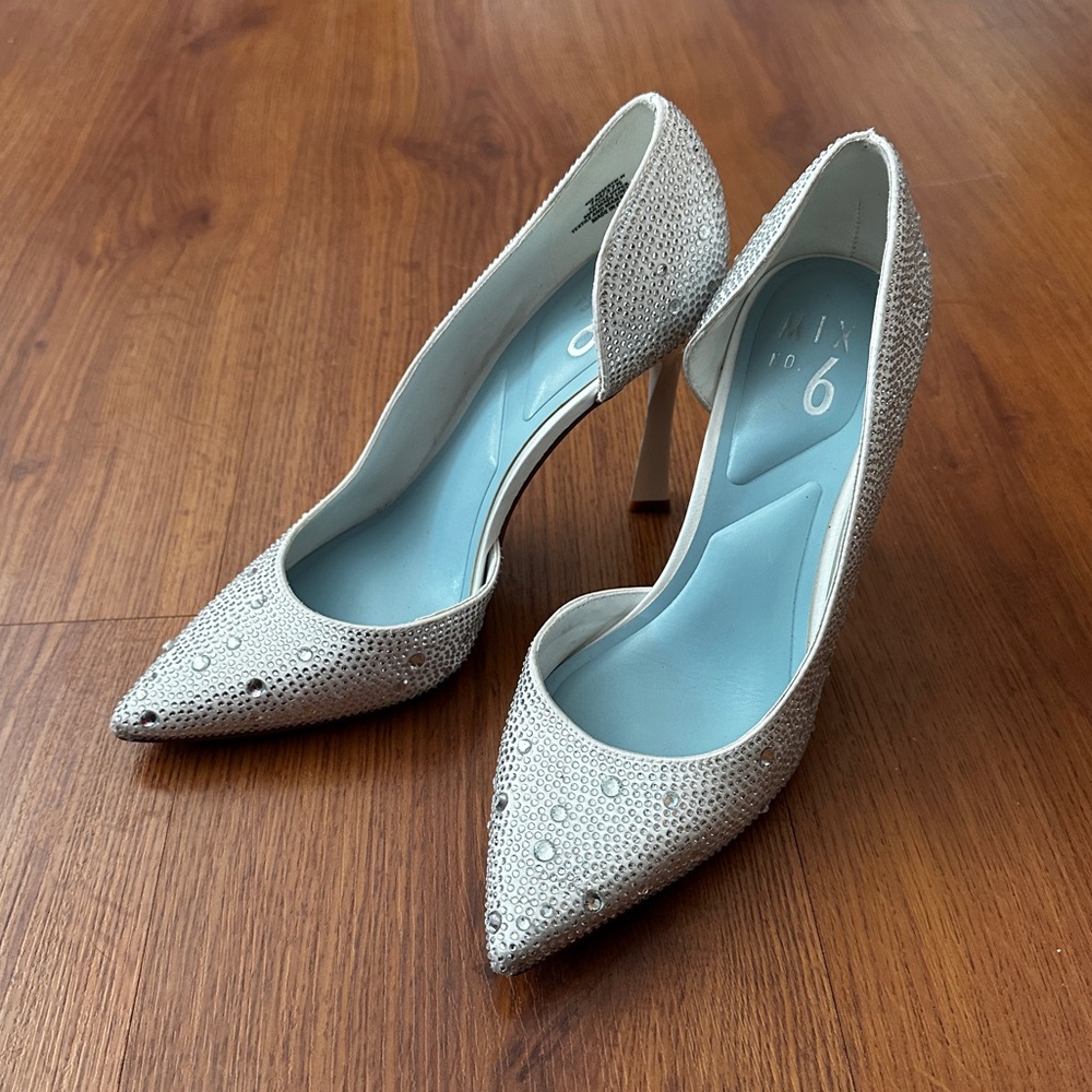 Mix No. 6 Maeryn Sequin Pump